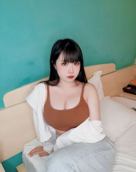 91巨茎大战欧美白妇_1080免费播放